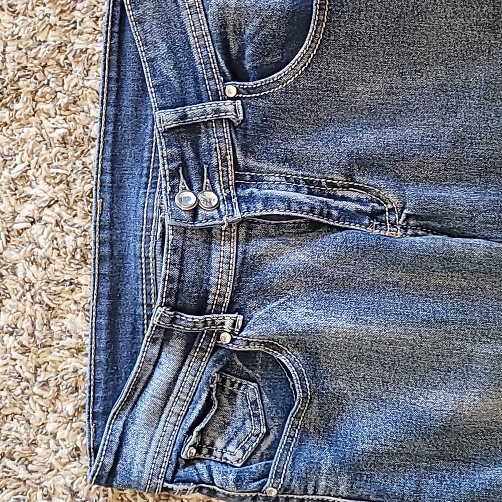 Jeans - Picture 3 of 3